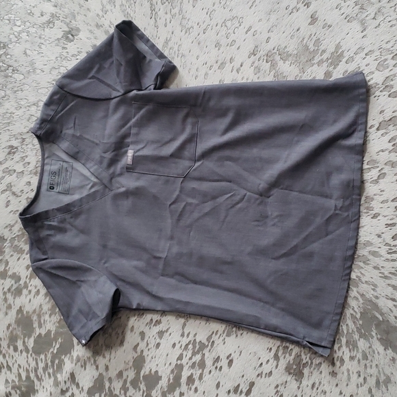 FIGS Catarina One-Pocket Scrub Top Gray SzS - Picture 3 of 8